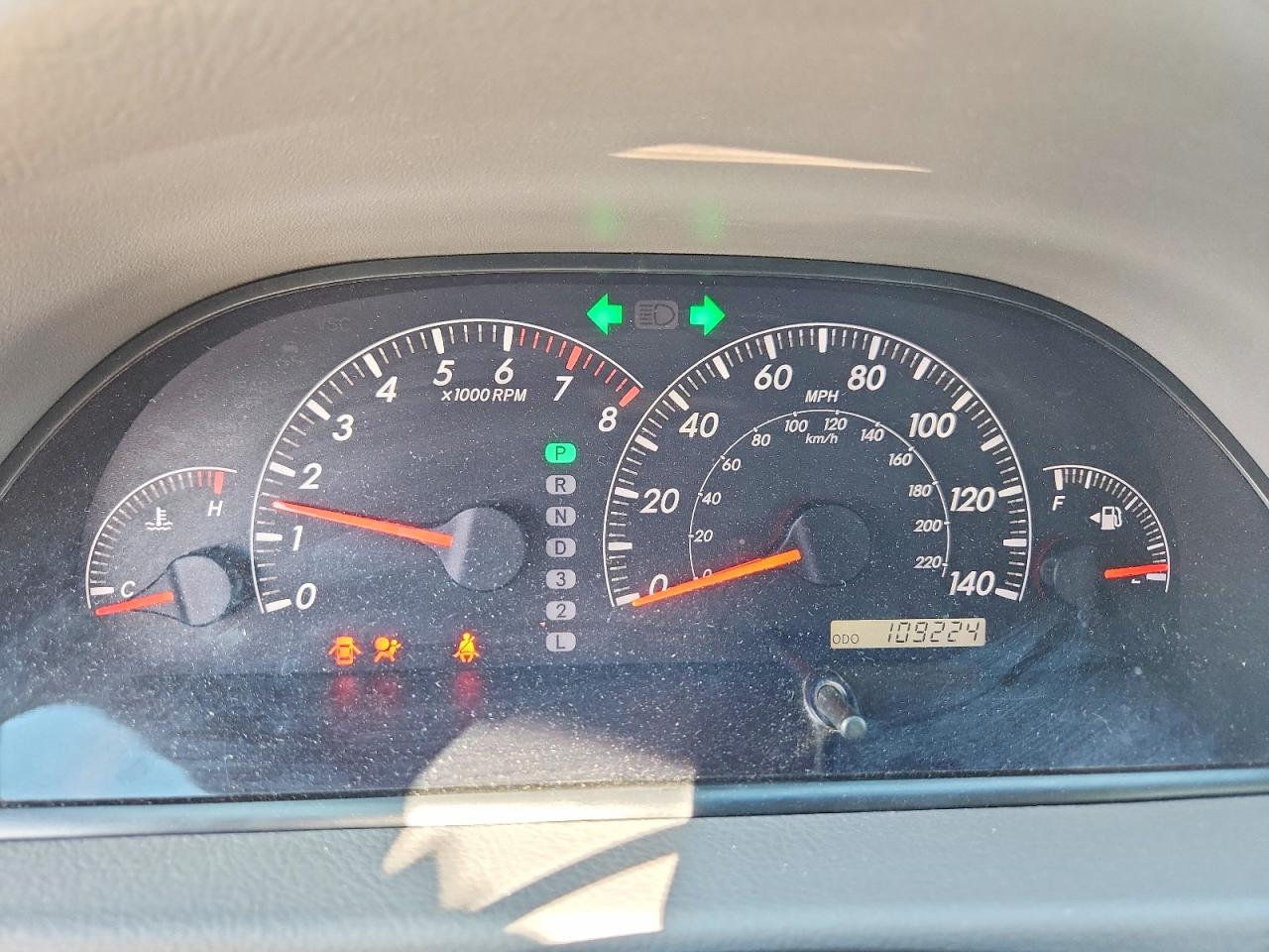 2006 TOYOTA CAMRY LE photo 9