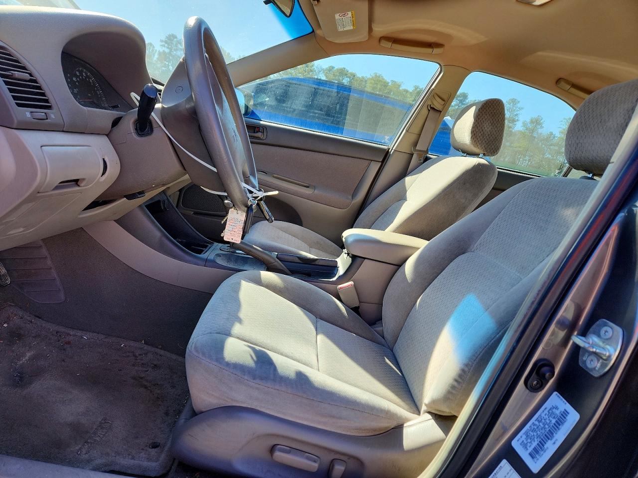 2003 TOYOTA CAMRY LE photo 19