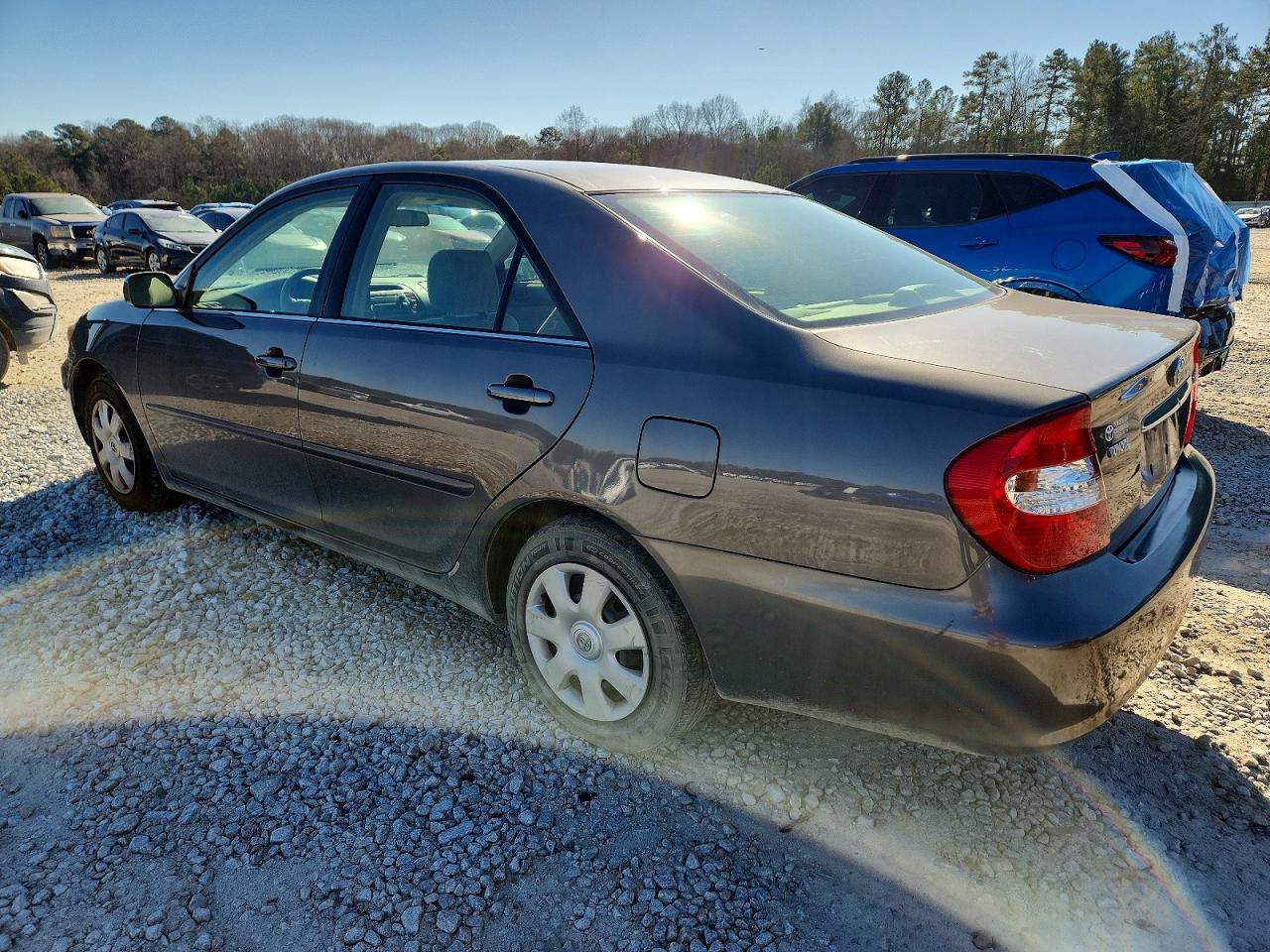 2003 TOYOTA CAMRY LE photo 4