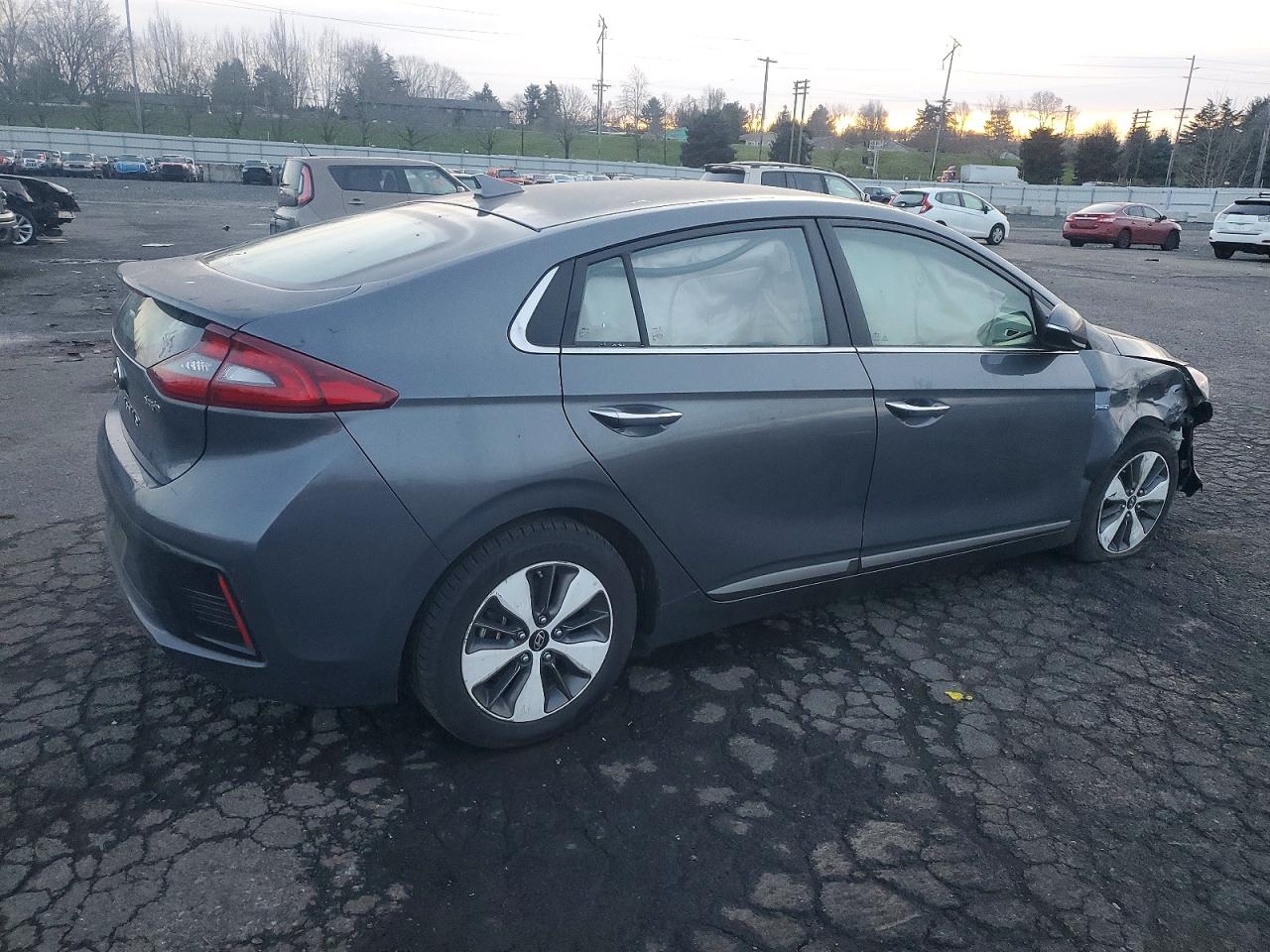 2019 HYUNDAI IONIQ photo 3