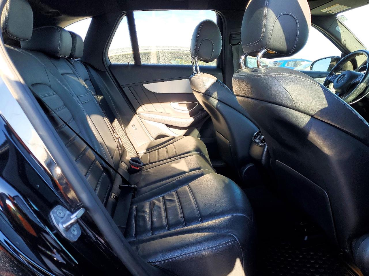 2017 MERCEDES-BENZ GLC 43 4MATIC AMG photo 19