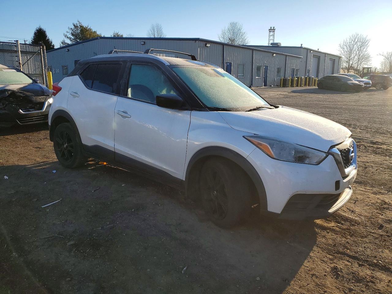 2020 NISSAN KICKS SV photo 4