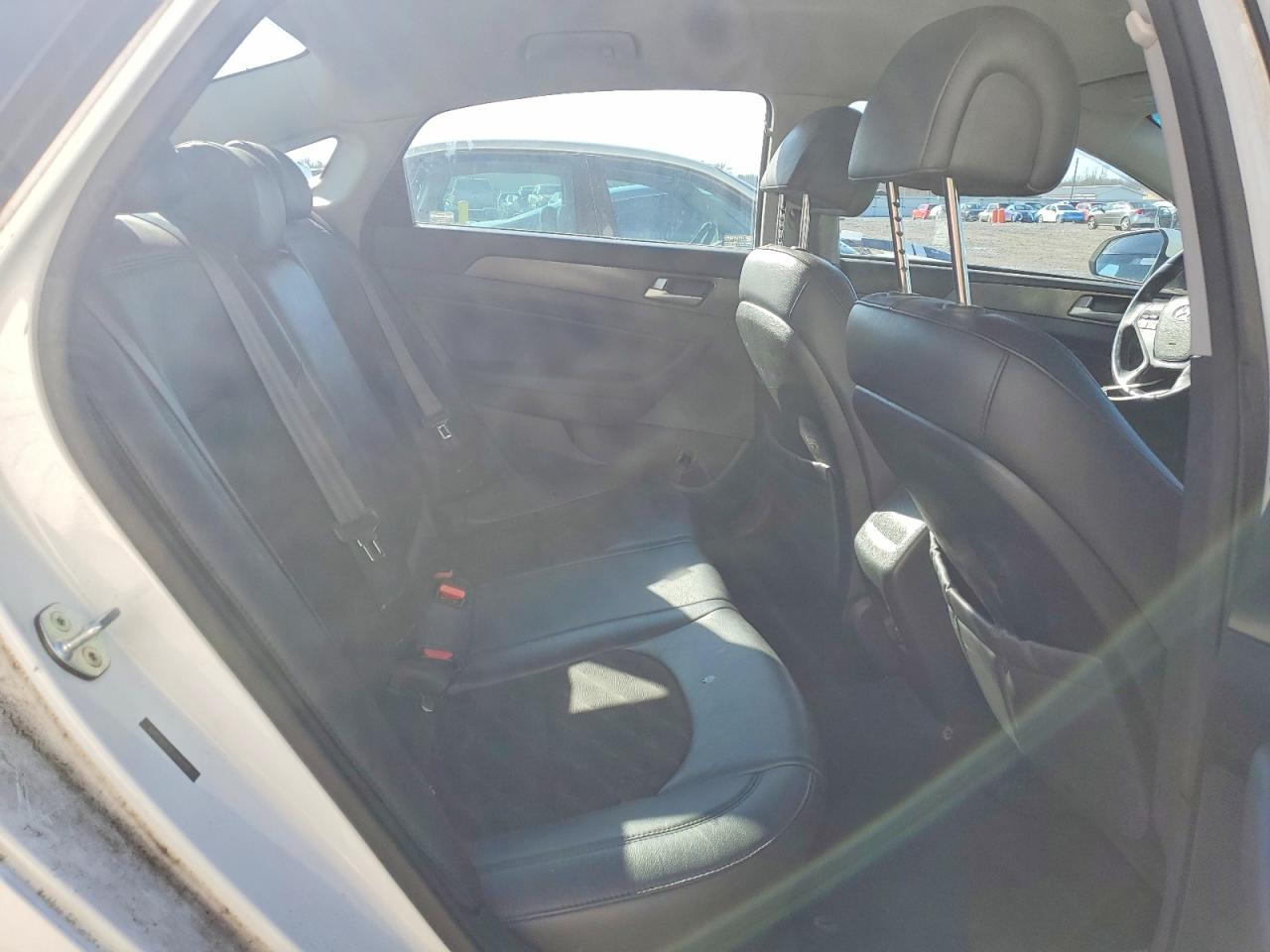 2015 HYUNDAI SONATA SPORT photo 28