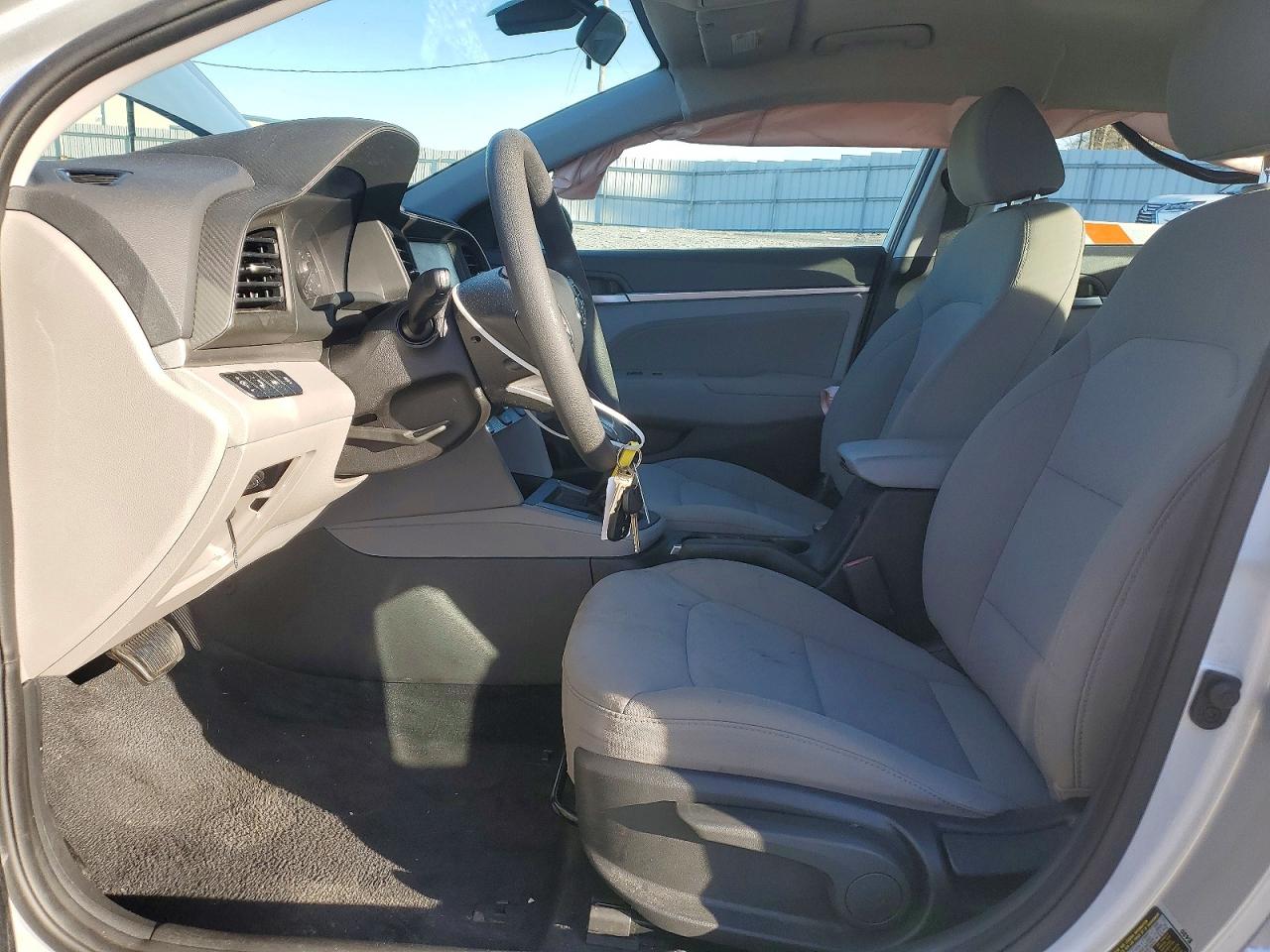 2019 HYUNDAI ELANTRA SE photo 7