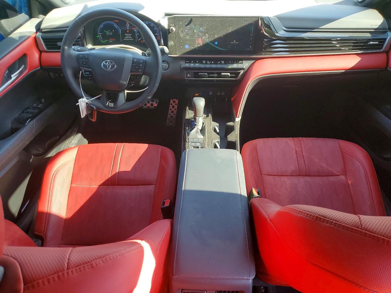 2025 TOYOTA CAMRY XSE photo 8