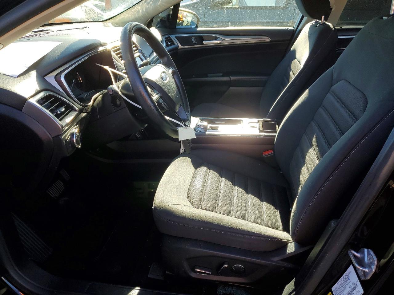 2019 FORD FUSION SE photo 7
