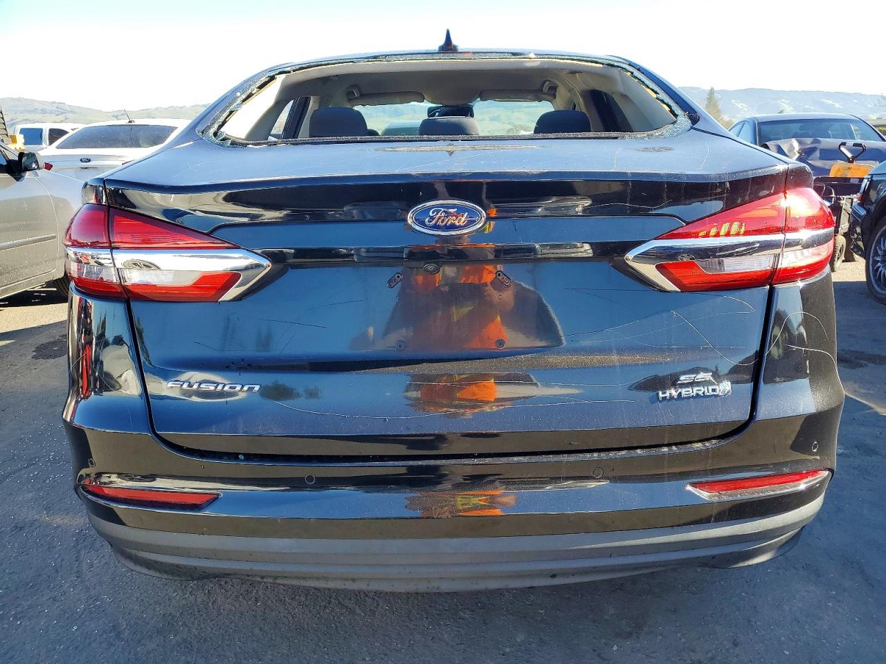 2019 FORD FUSION SE photo 6