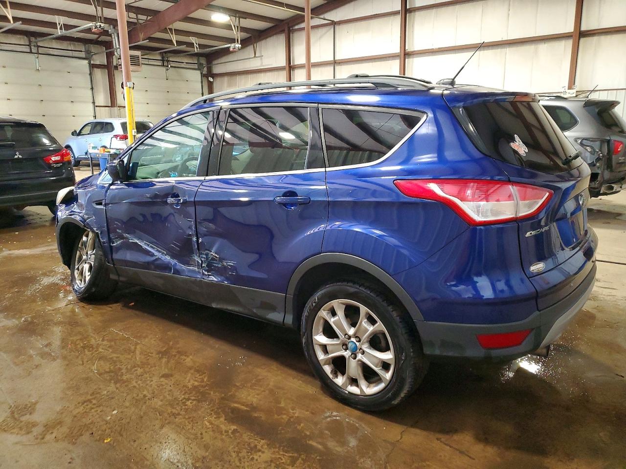 2013 FORD ESCAPE SE photo 4
