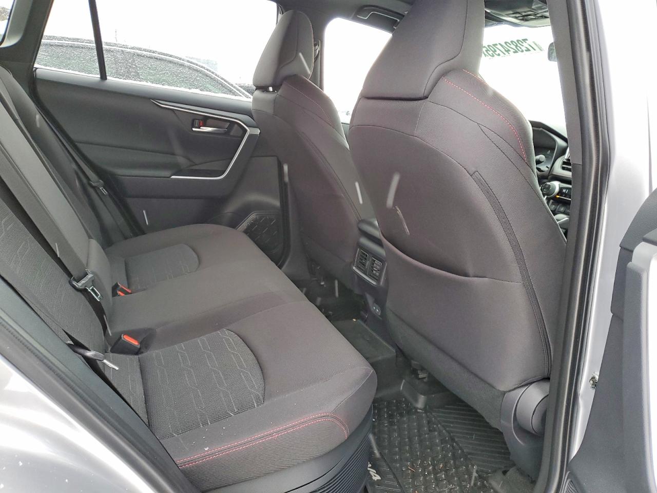 2025 TOYOTA RAV4 XSE photo 11