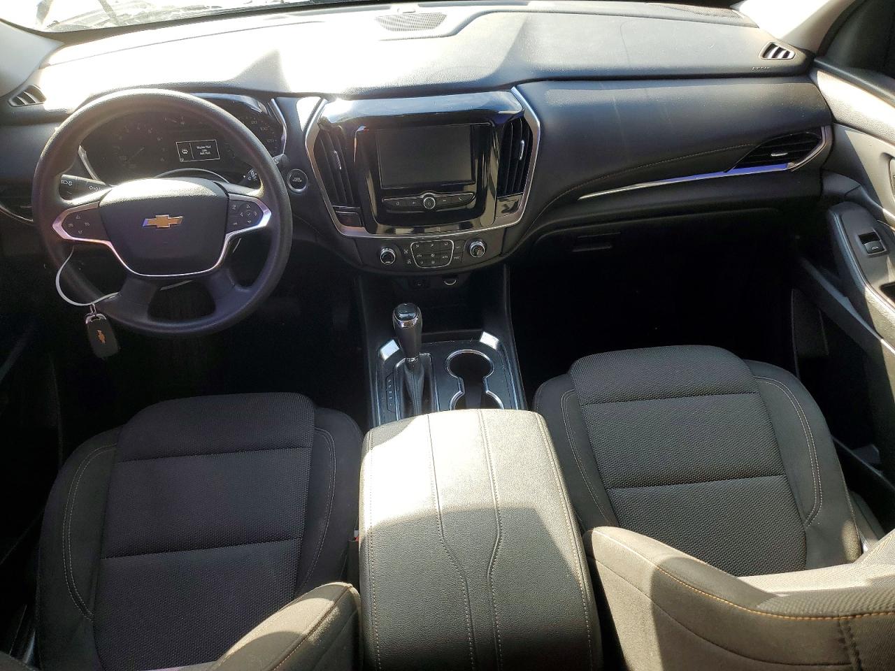 2019 CHEVROLET TRAVERSE LS photo 8