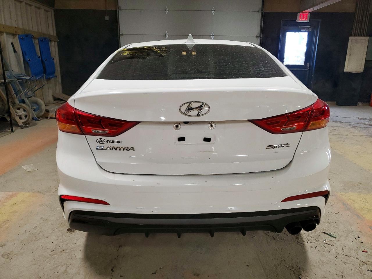 2017 HYUNDAI ELANTRA SPORT photo 16