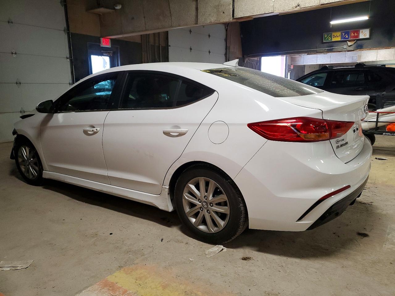 2017 HYUNDAI ELANTRA SPORT photo 4