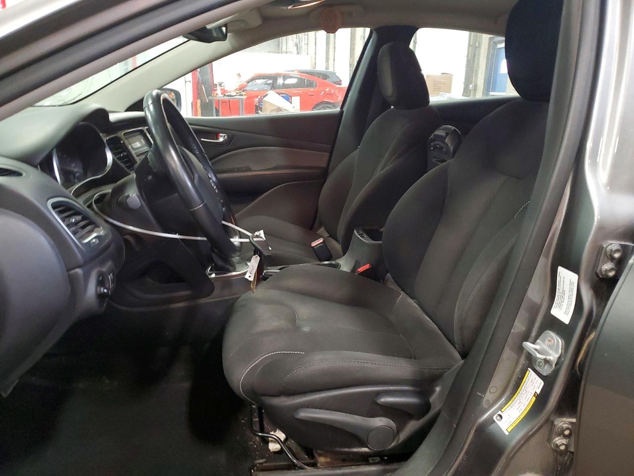 2013 DODGE DART SXT photo 13