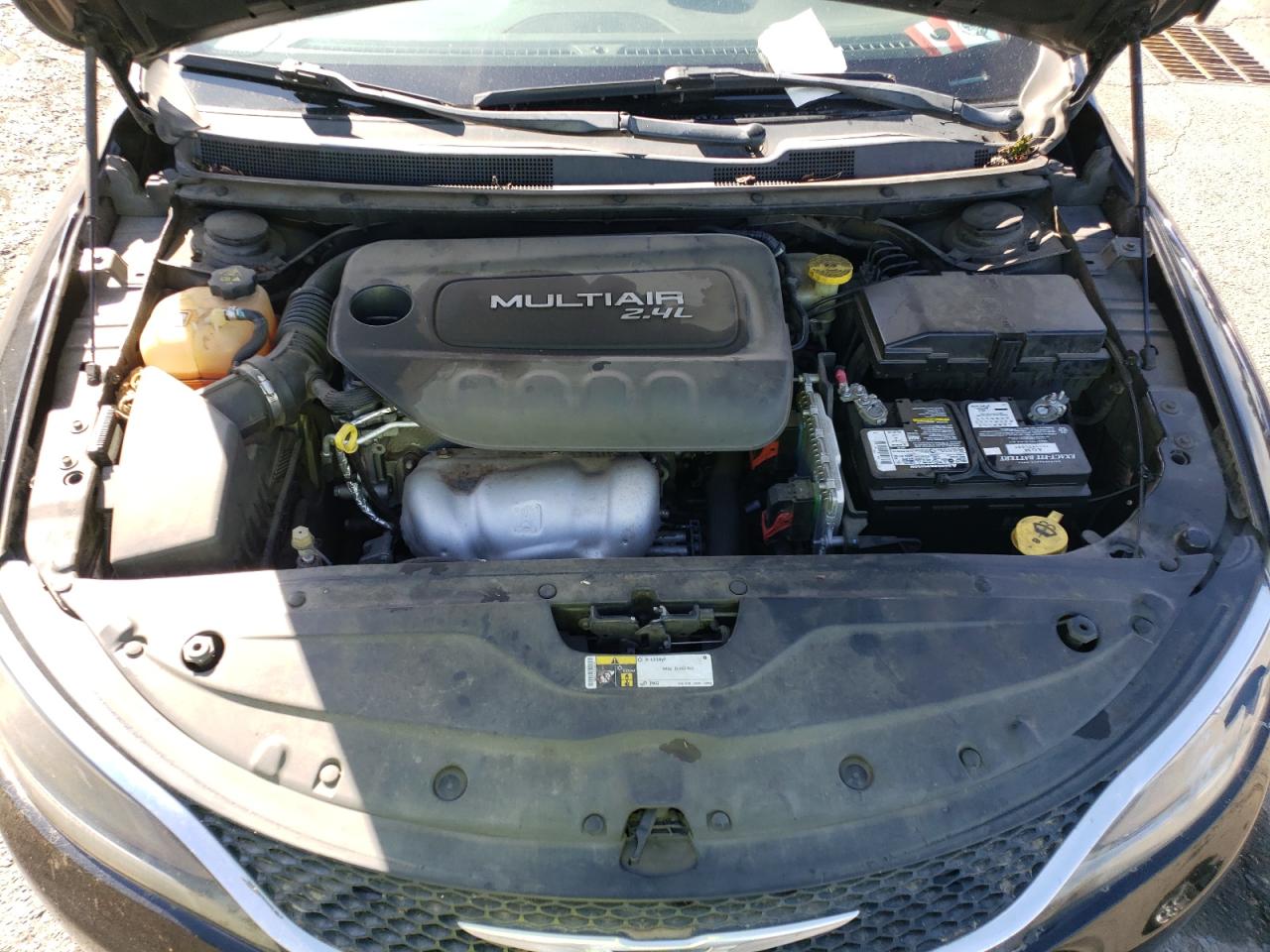 2015 CHRYSLER 200 LIMITED photo 31