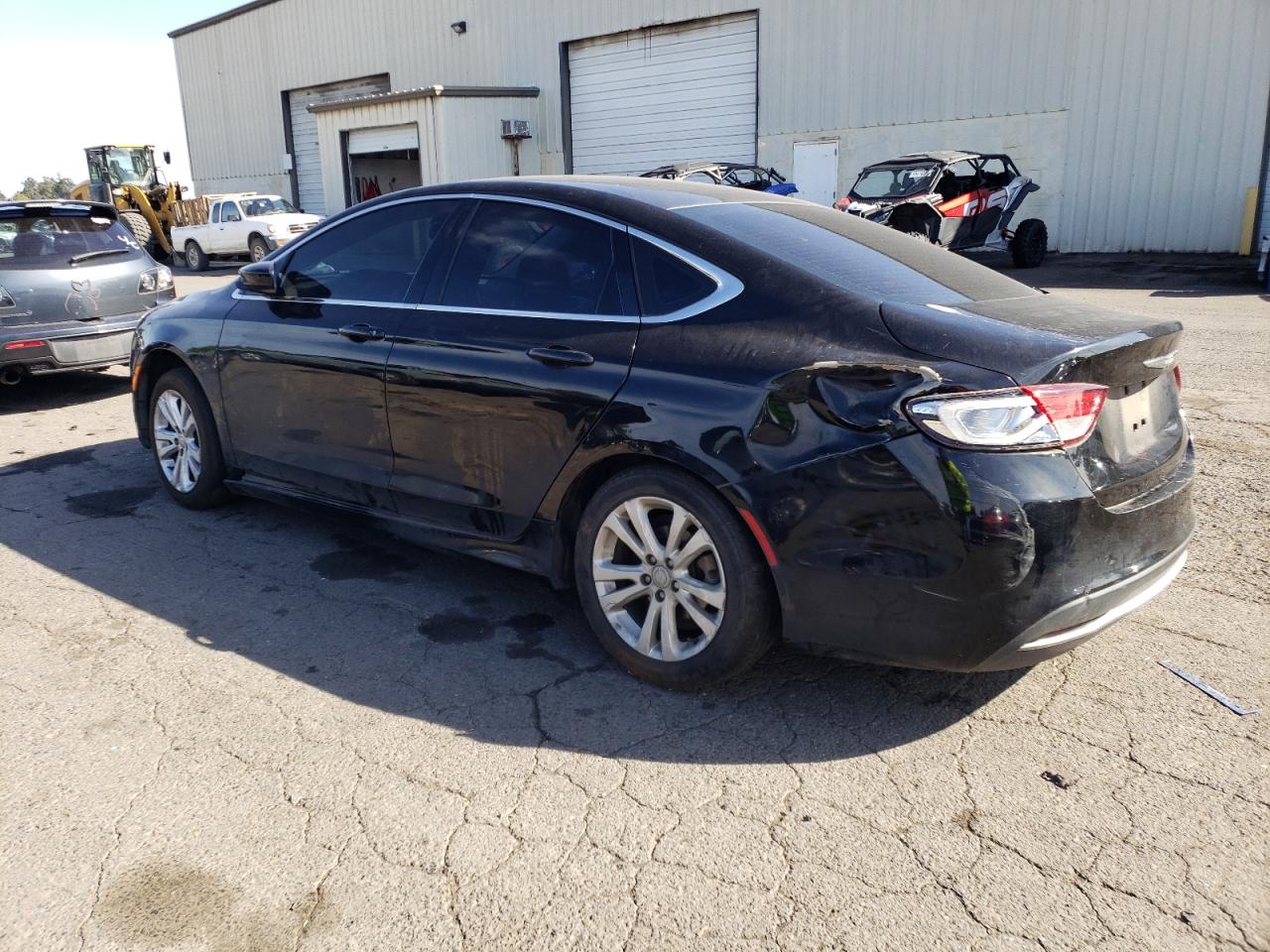 2015 CHRYSLER 200 LIMITED photo 4