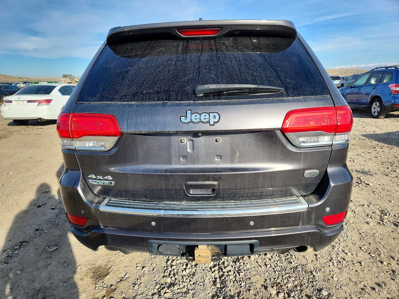 2015 JEEP GRAND CHEROKEE OVERLAND photo 16