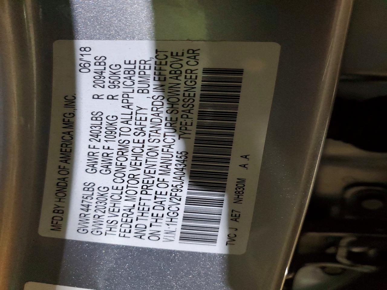 2018 HONDA ACCORD TOURING photo 23