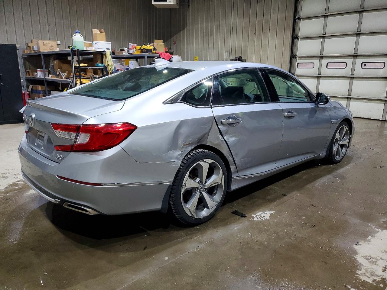 2018 HONDA ACCORD TOURING photo 5