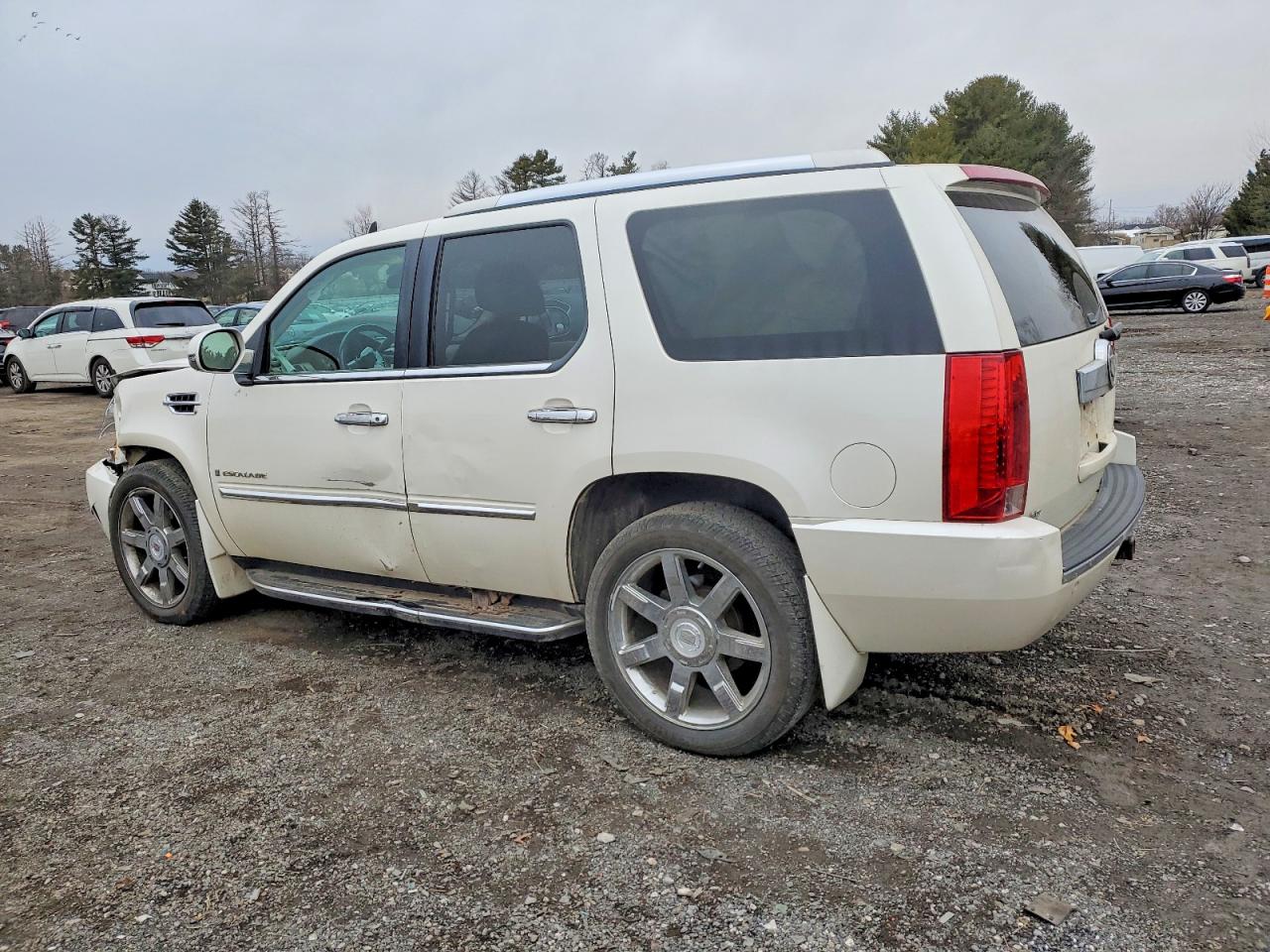 2008 CADILLAC ESCALADE LUXURY photo 4