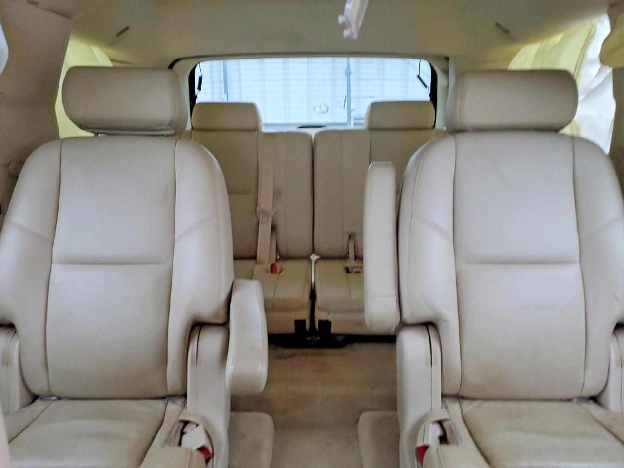 2008 CADILLAC ESCALADE LUXURY photo 28
