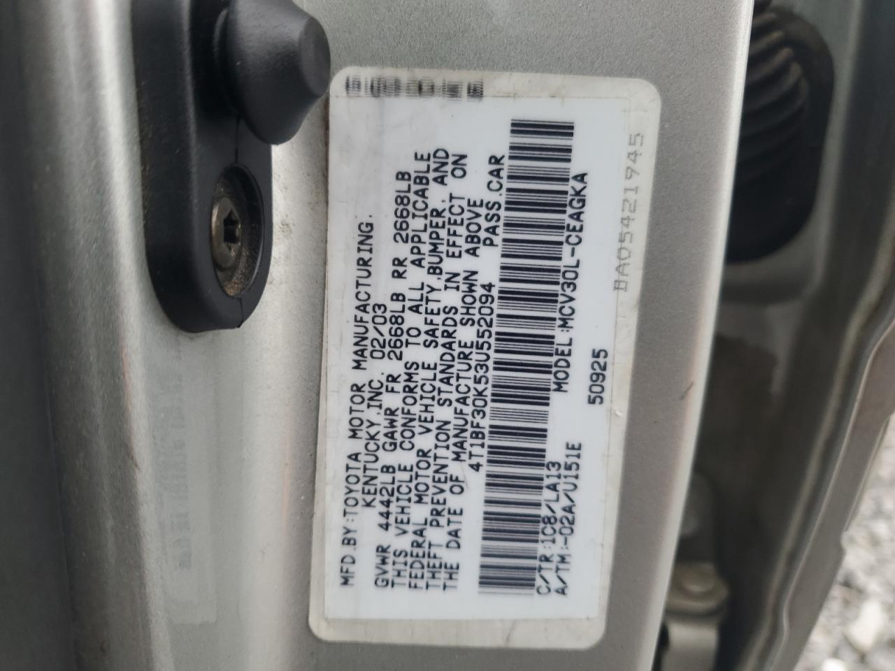 2003 TOYOTA CAMRY photo 23