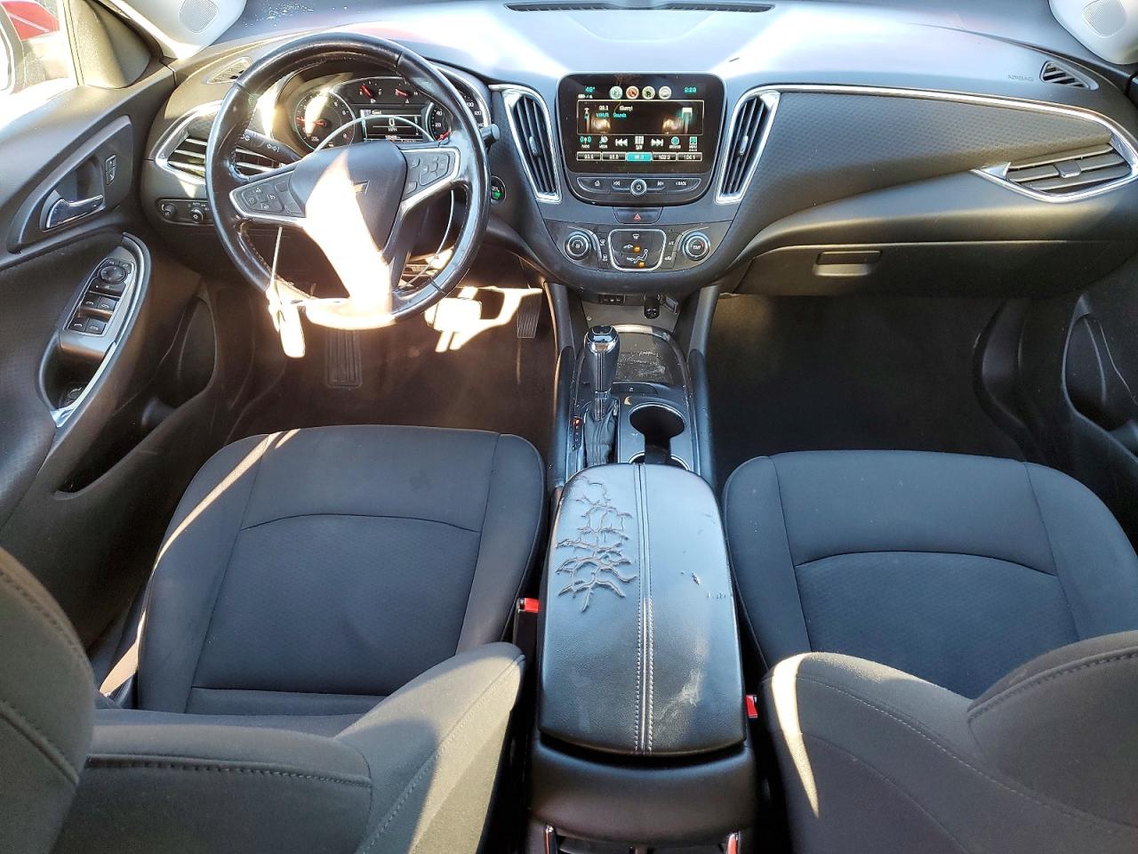 2018 CHEVROLET MALIBU LT photo 22