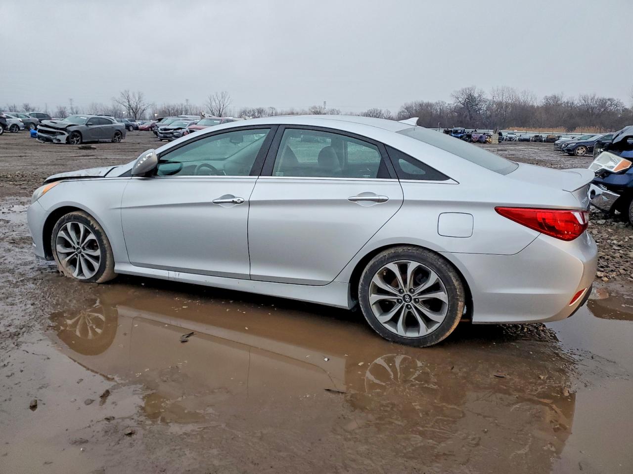 2014 HYUNDAI SONATA SE photo 4