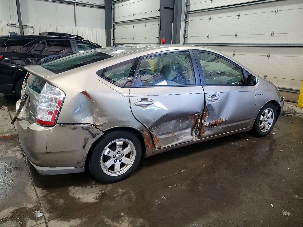 2008 TOYOTA PRIUS BASE photo 5
