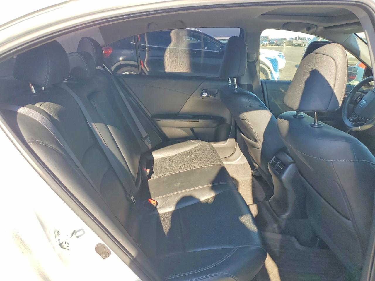 2017 HONDA ACCORD TOURING HYBRID photo 19