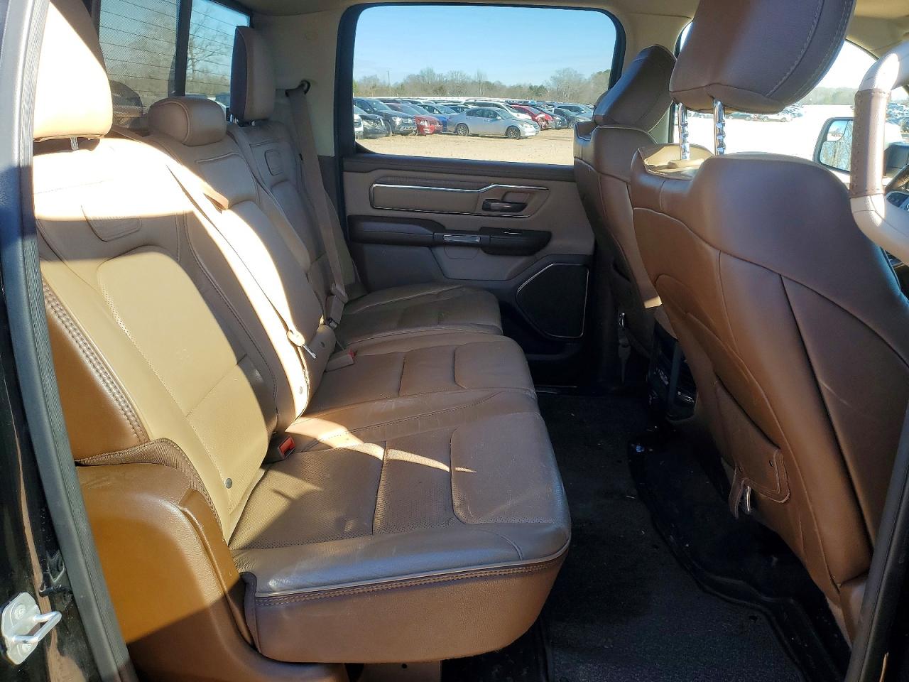 2019 RAM 1500 LONGHORN photo 19
