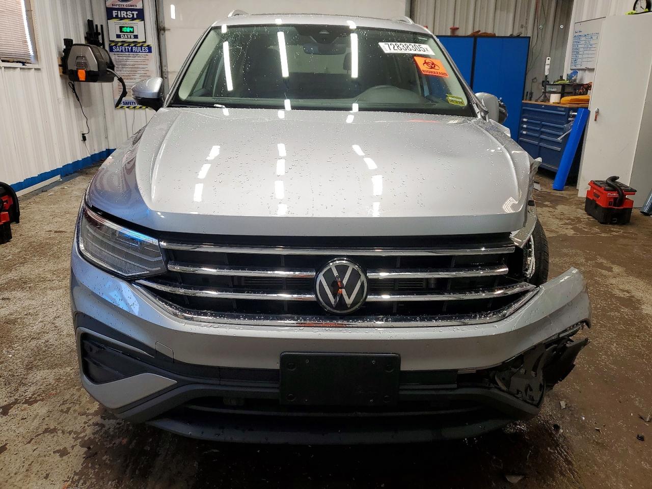 2024 VOLKSWAGEN TIGUAN SE photo 5