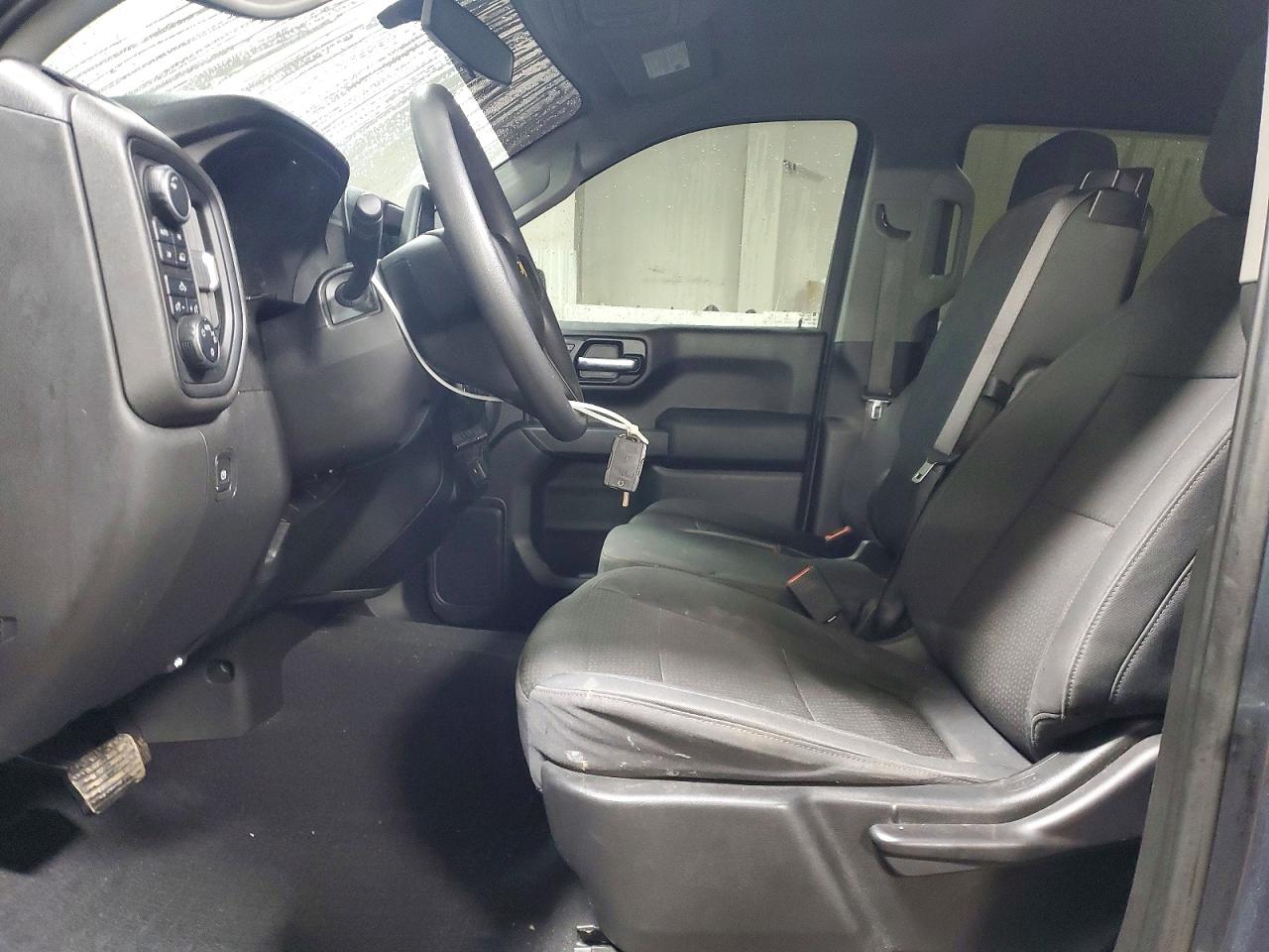 2019 CHEVROLET SILVERADO K1500 CUSTOM photo 7