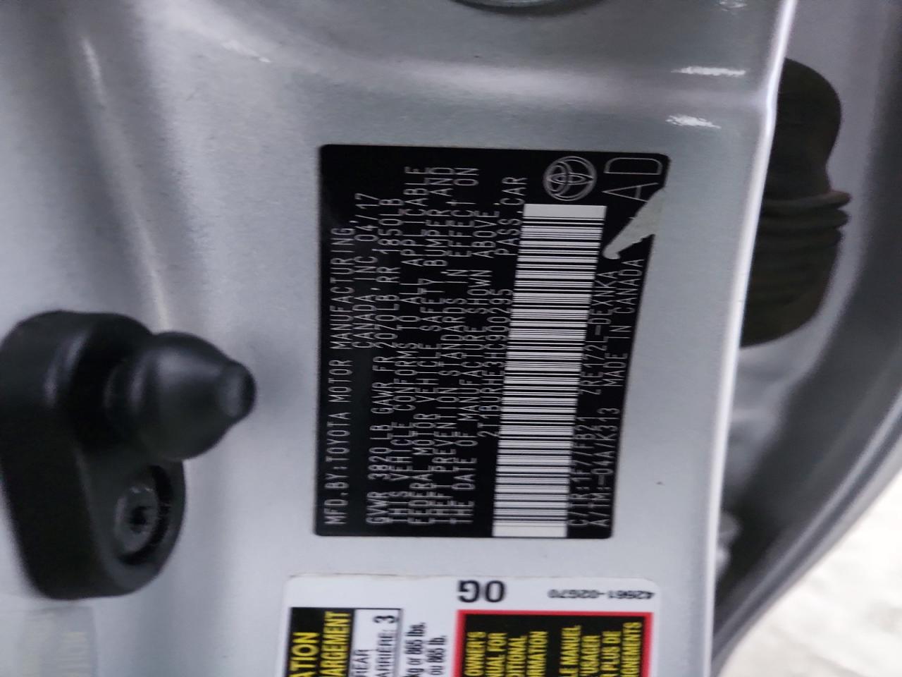 2017 TOYOTA COROLLA L photo 23