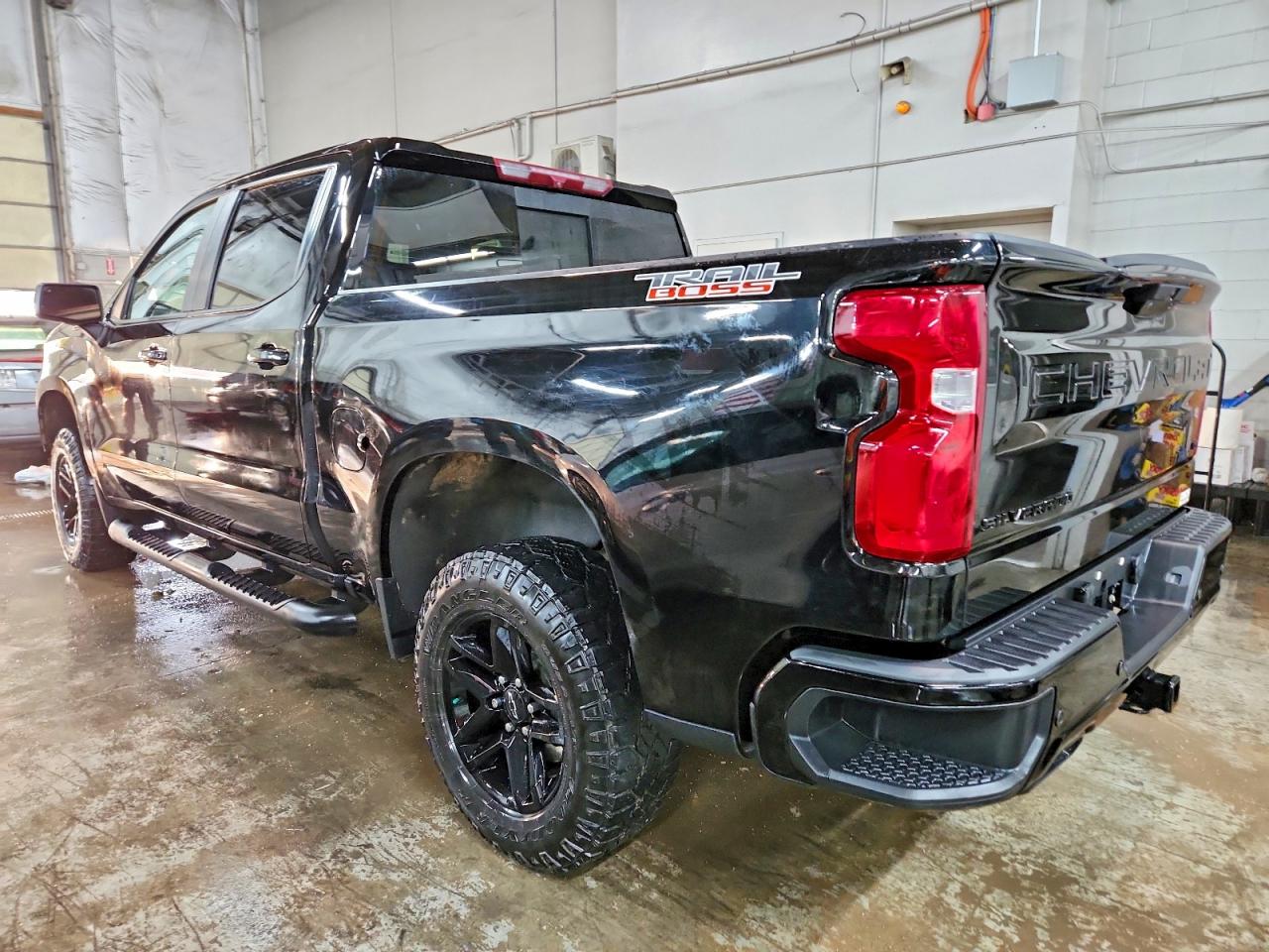 2021 CHEVROLET SILVERADO K1500 LT TRAIL BOSS photo 2