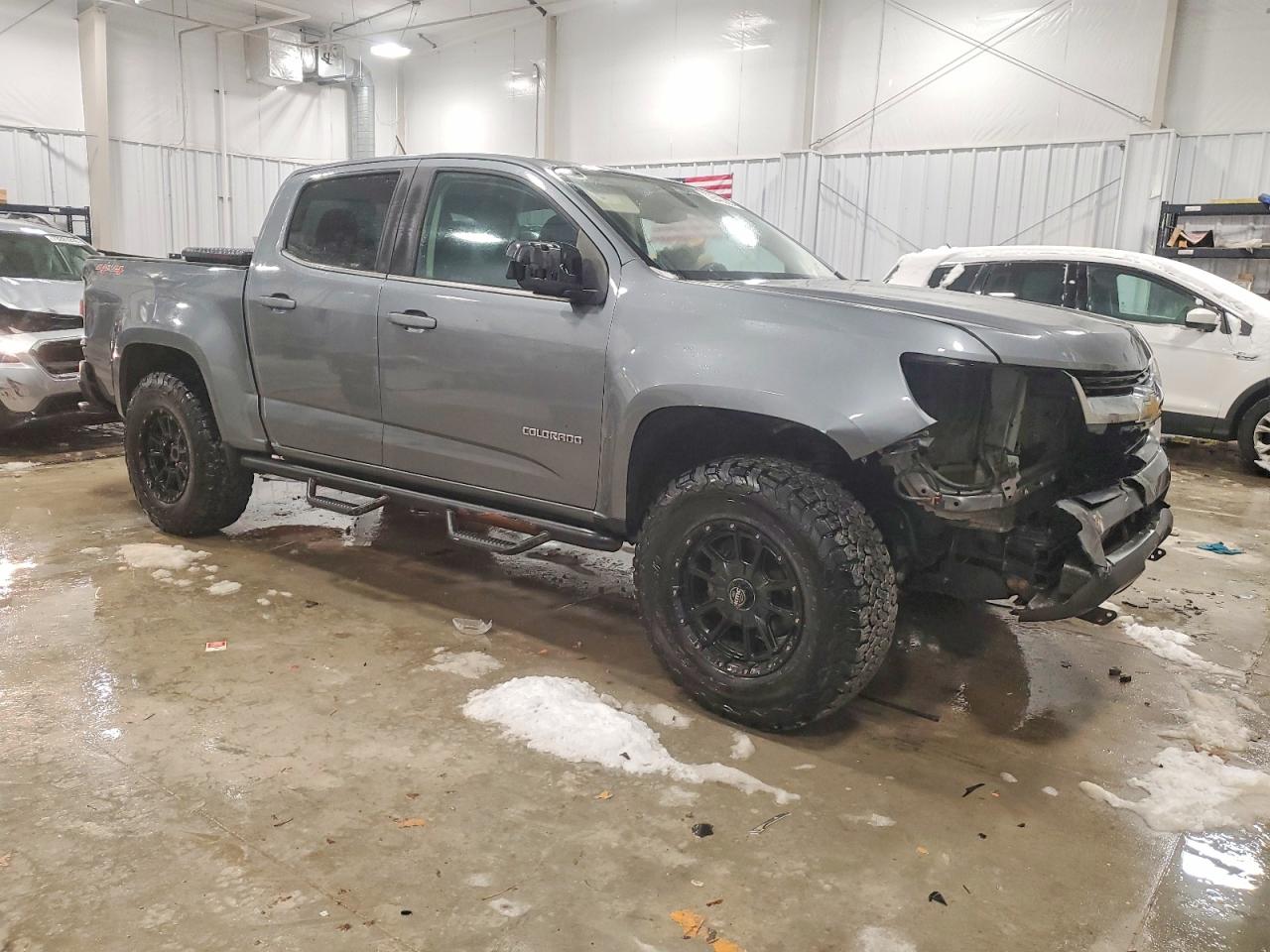 2020 CHEVROLET COLORADO LT photo 4