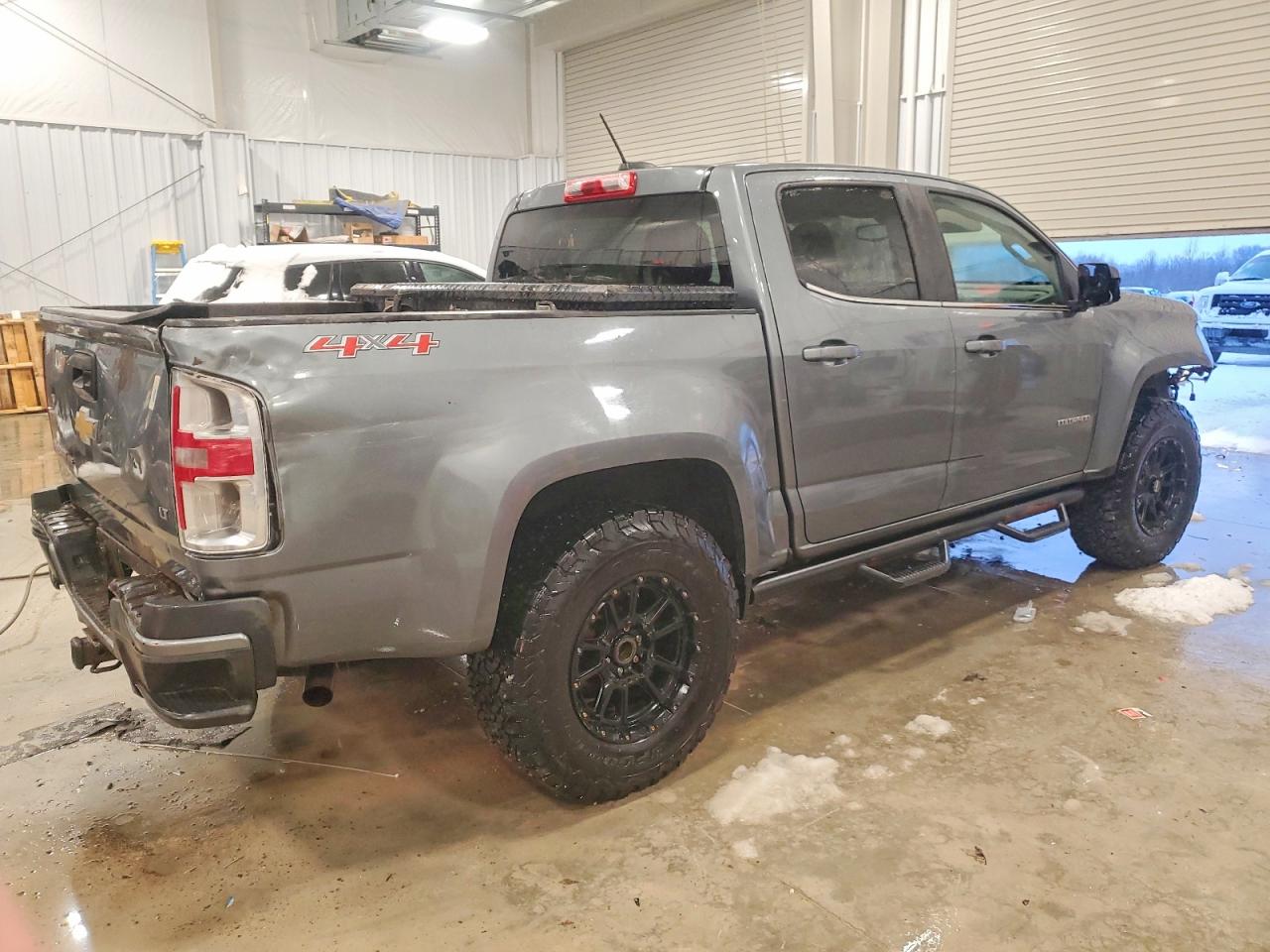 2020 CHEVROLET COLORADO LT photo 3