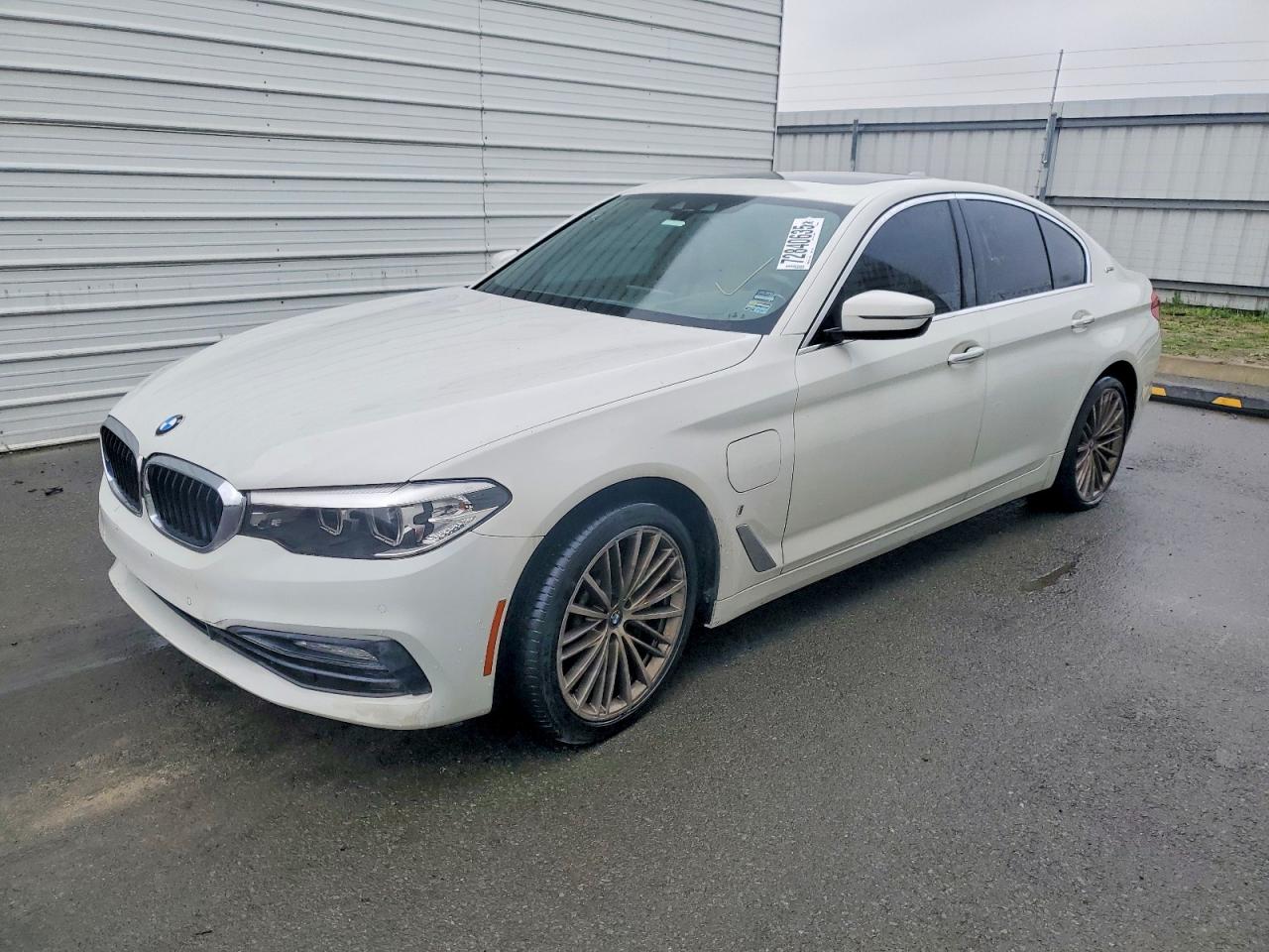 2018 BMW 530E
