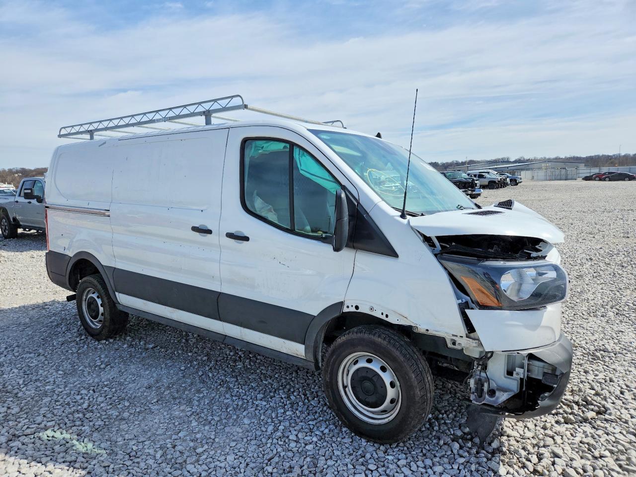 2025 FORD TRANSIT T-250 photo 7