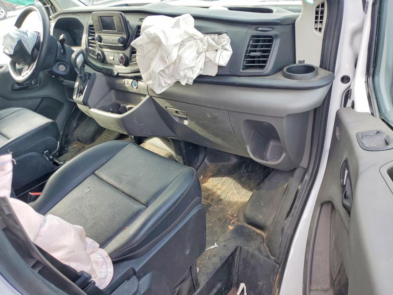 2025 FORD TRANSIT T-250 photo 15