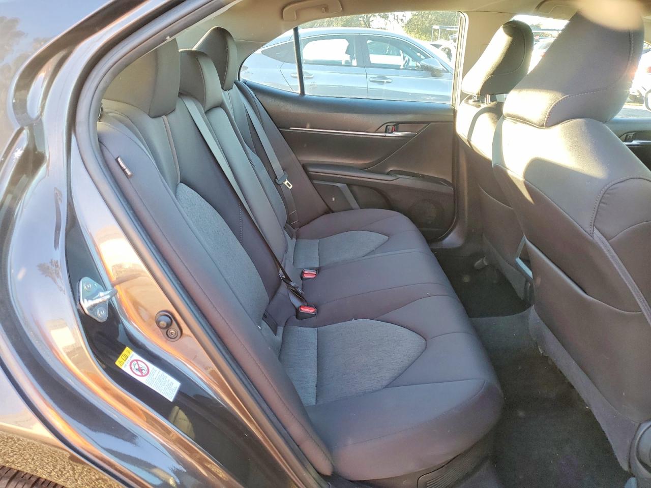 2018 TOYOTA CAMRY photo 10