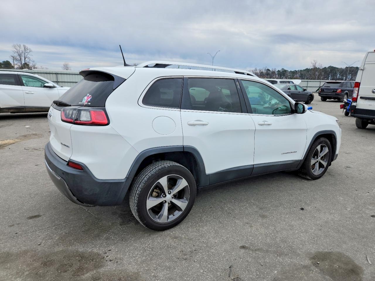 2019 JEEP CHEROKEE LIMITED photo 7