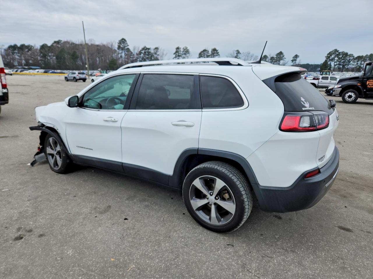 2019 JEEP CHEROKEE LIMITED photo 4