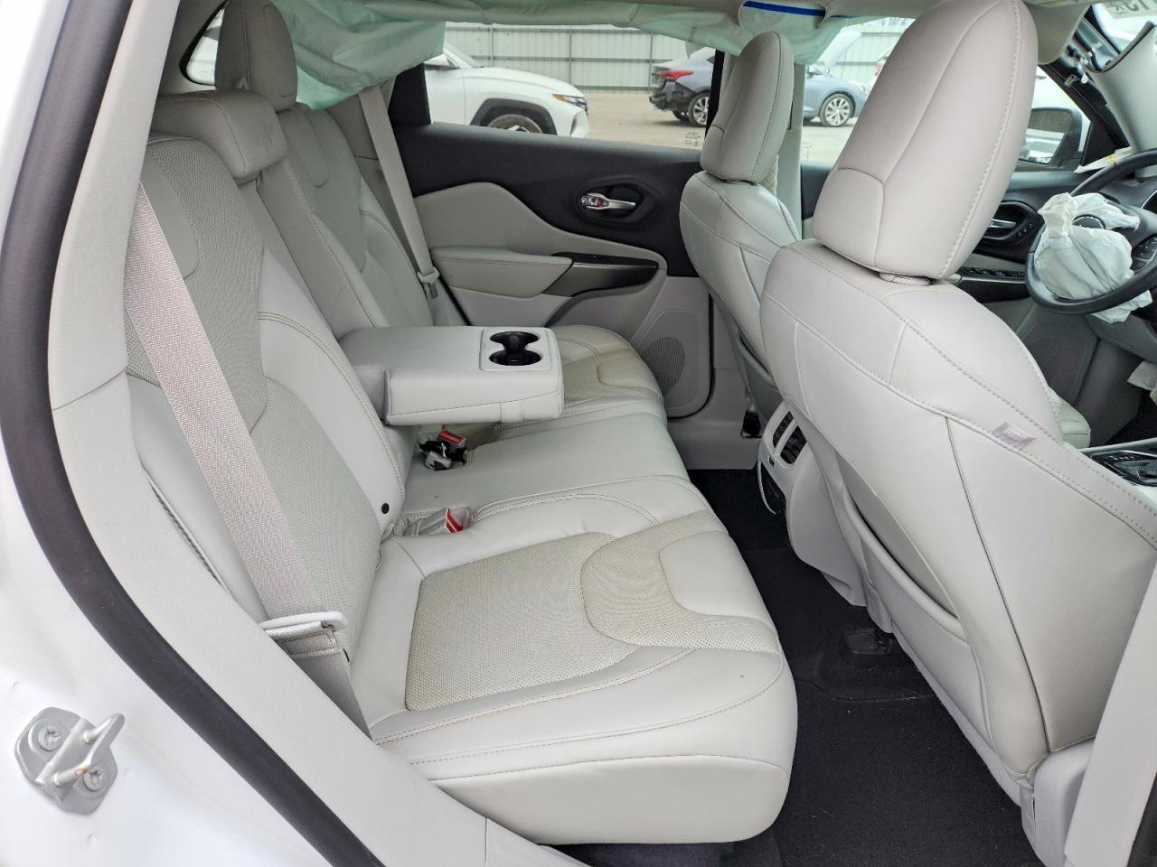2019 JEEP CHEROKEE LIMITED photo 28