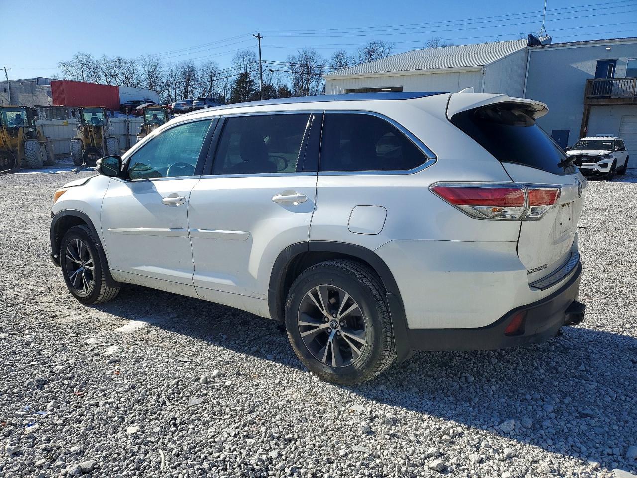 2016 TOYOTA HIGHLANDER XLE photo 5