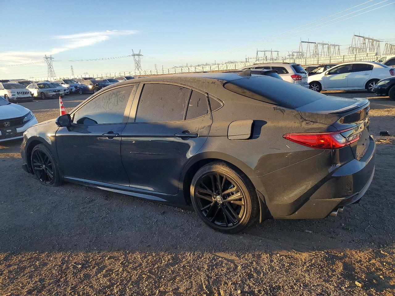 2025 TOYOTA CAMRY SE photo 2