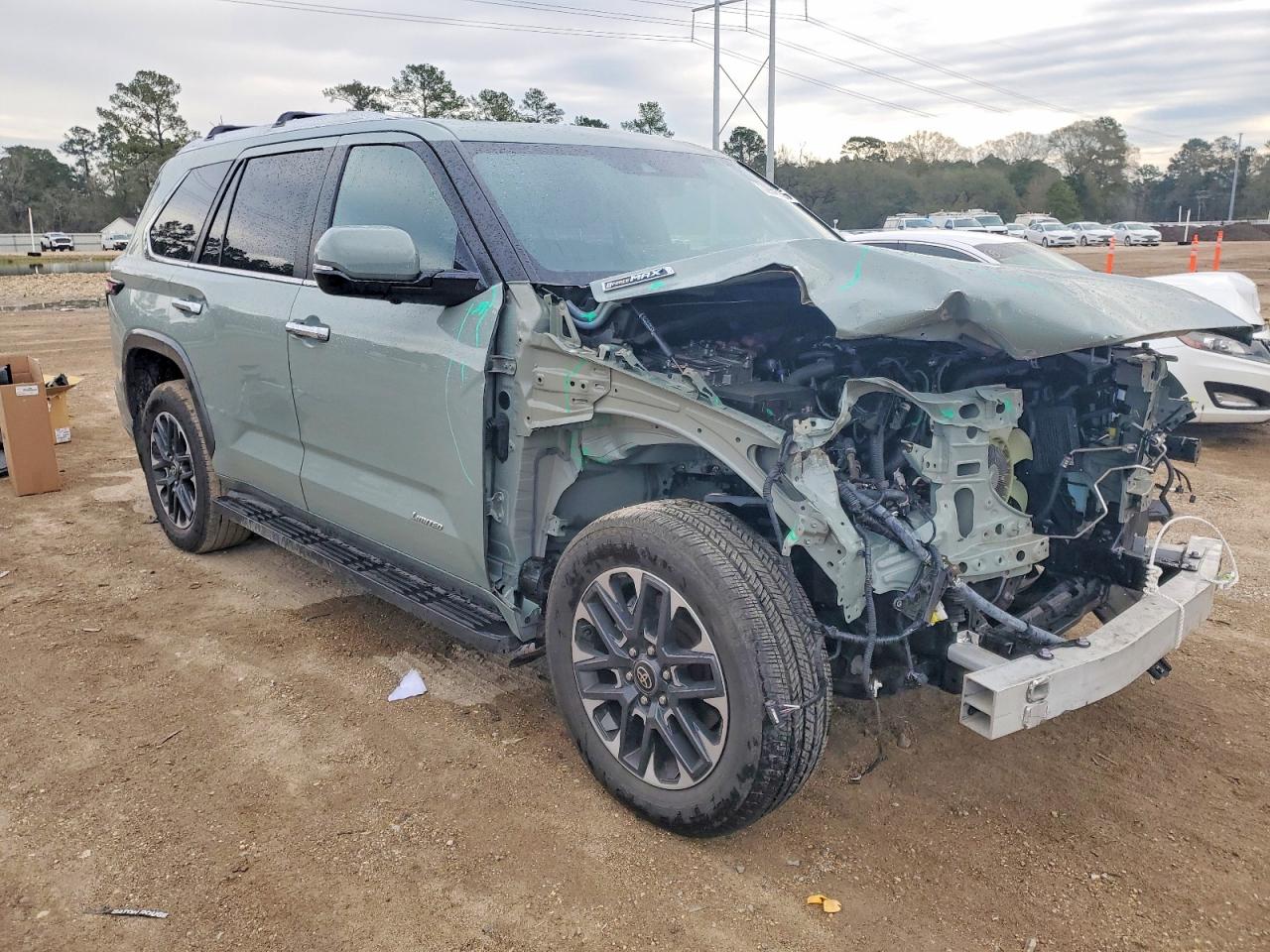 2025 TOYOTA SEQUOIA SR5 photo 4