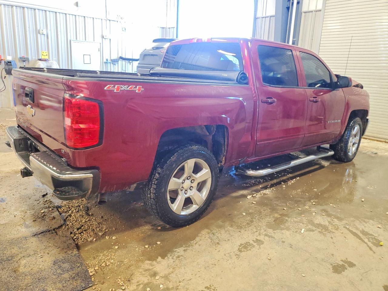 2017 CHEVROLET SILVERADO K1500 LT photo 3