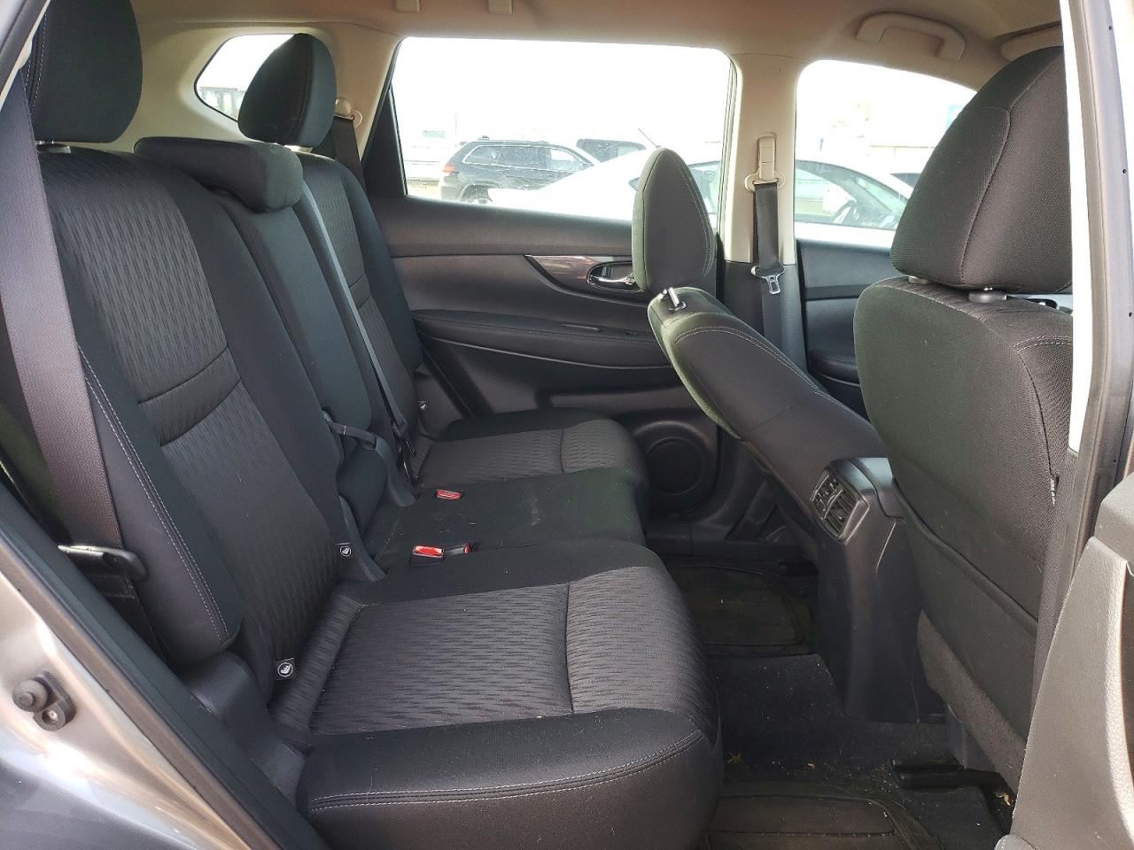 2018 NISSAN ROGUE S photo 31