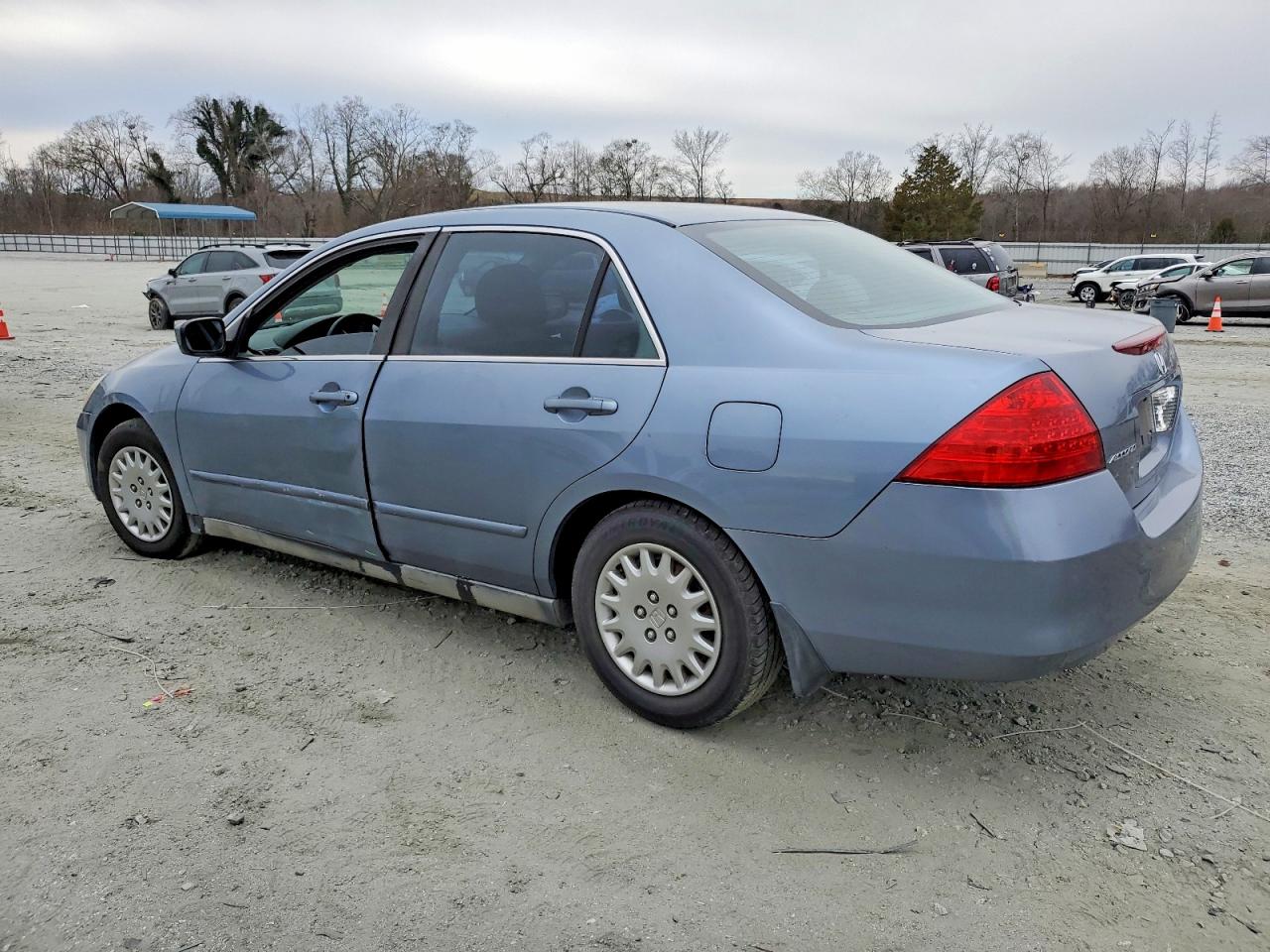 2007 HONDA ACCORD LX photo 4