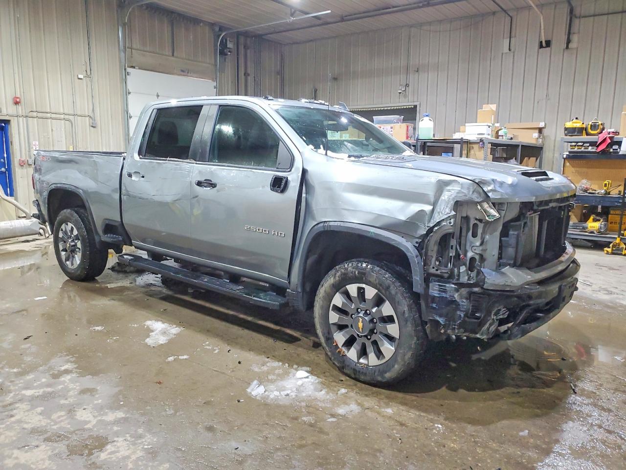 2024 CHEVROLET SILVERADO K2500 CUSTOM photo 7